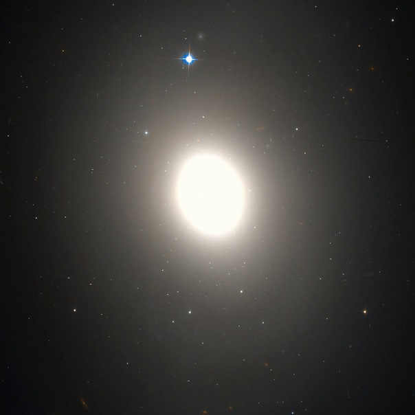 фотоснимки объектов каталога Месье - М85